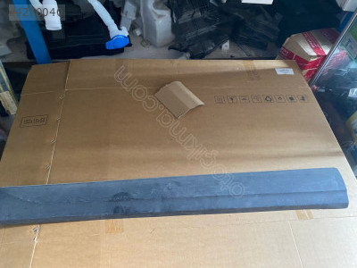 AUDİ Q5 SAĞ ÖN KAPI ÇITASI 8R0853096 ÇAĞRI OTO MASLAK