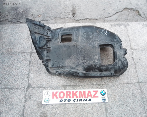 BMW 3 KASA E90 LCI SOL ÖNÜN ÖNÜ ÇAMURLUK DAVLUMBAZI