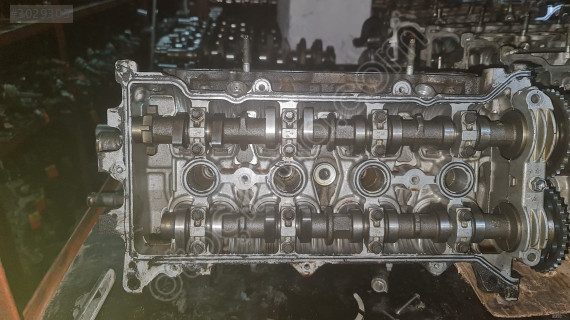 TOYOTA AVENSİS 2.0 ÇIKMA ORJİNAL SİLİNDİR KAPAĞI ÇAVUŞOĞLU