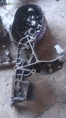 Fiat Doblo 1.9  bağlantı braketi orjinal yedek parça