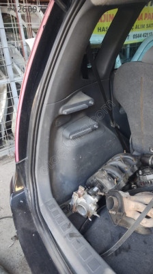 MİTSUBİSH COLT BAGAJ İÇİ BAKALİT