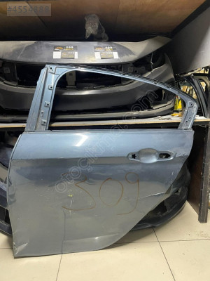 FİAT EGEA SOL ARKA KAPI ÇIKMA ORJİNAL TEMİZ EAC