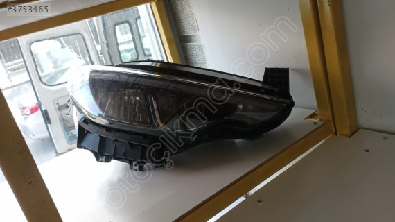 Orjinal Çıkma Fiat Egea Sağ Far