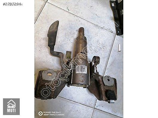 Opel Corsa D Direksiyon Kolonu Çıkma