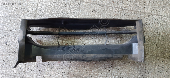 BMW F20 RADYATÖR PANELİ ALT 7383771