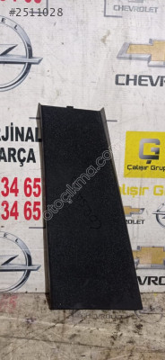 OPEL CORSA D 2006-2014 İÇ ORTA DİREK KAPLAMASI ÇIKMA SÖKME
