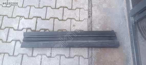 LEXUS ÇIKMA SAĞ ÖN KAPI BANDI 75731-48100