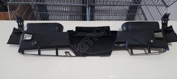 MERCEDES E W212 RADYATÖR HAVA KANALI A2125000455