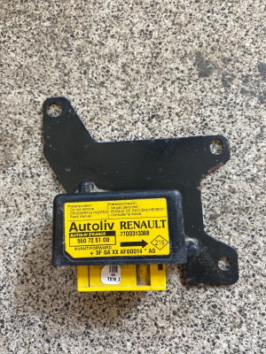 RENAULT KANGOO DARBE SENSÖRÜ 7700313368