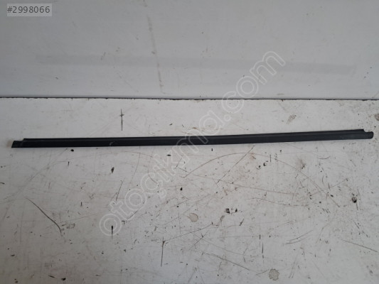VOLKSWAGEN POLO SAĞ ÖN KAPI SIYIRICI FİTİL