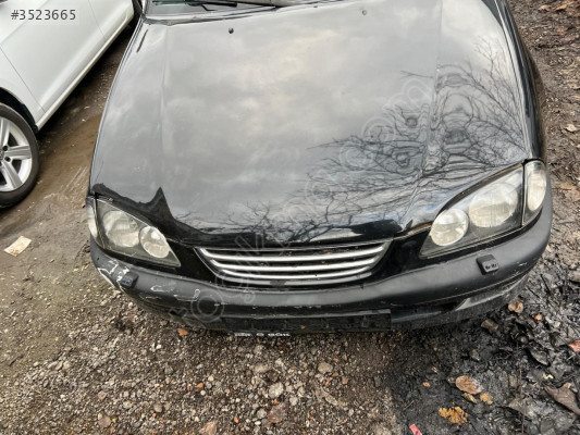 TOYOTA AVENSİS SÖKME SİYAH MOTOR KAPUTU ÖN TAMPON FARLAR SİNYAL
