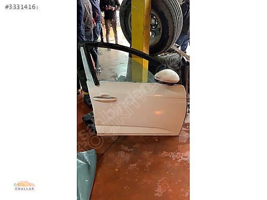 ÜNALLAR OTO ÇIKMA MEGANE 4 SAĞ ÖN KAPI BOŞ