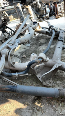 MERCEDES W204 C180 ÖN TRAVERS OTO FEDAİ