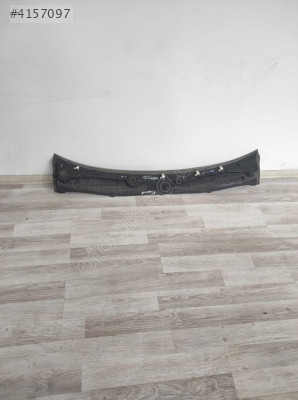 RENAULT FLUENCE ORJİNAL CAM ALTI IZGARASI 668110020R