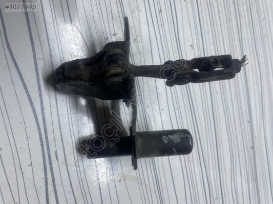 MERCEDES W124 kaput kilit karşılığı
