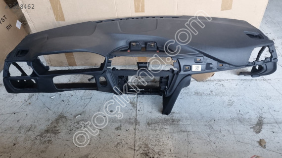 BMW 3 SERİSİ F30 DOLU TORPİDO DİKİŞSİZ -DS OTOMOTİV-