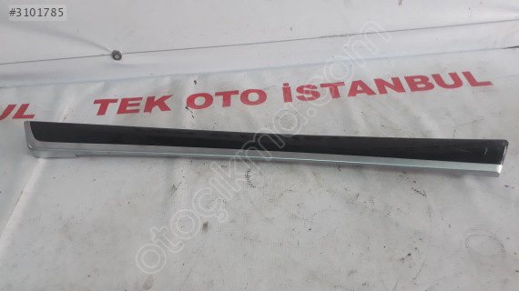 BMW F10 BAKALİT SAĞ ÖN KAPI İÇ ÇITA 722554810