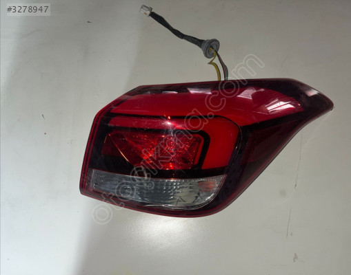 İ20 2015-18 coupe sağ stop