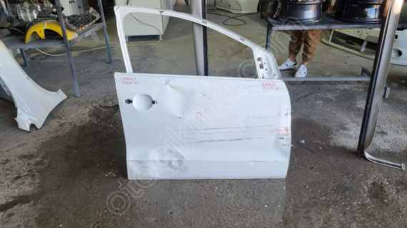 Wolksvagen polo 2013  sag on kapi