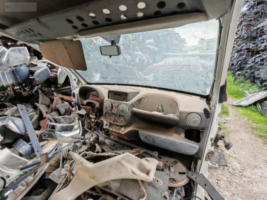 DACIA SOLENZA GÖĞÜSLÜK-İÇ AYNA-KİLOMETRE SAATİ VE TÜM PARÇALARI