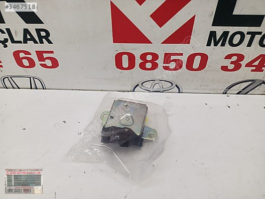 TOYOTA COROLLA SIFIR BAGAJ KİLİDİ OEM:64610-02080