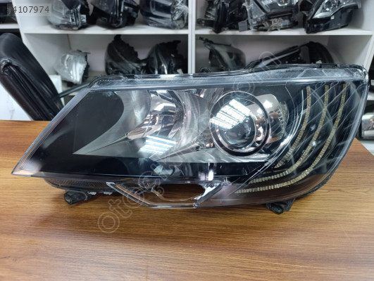 SKODA SÜPER B SOL FAR LEDLİ ORJİNAL ÇIKMA
