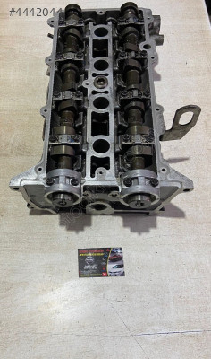 Mazda 626 dolu hatasız silindir kapağı 1998-2002 model