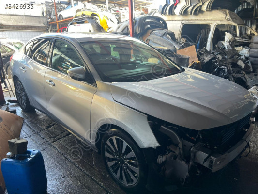 2023 Ford Focus1.0 eceboos Titanyum 12.000 km’de hurda belgeli