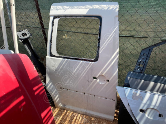 VOLKSWAGEN CADDY SAĞ SÜRGÜLÜ KAPI 2004-2010 MODEL ORJİNAL