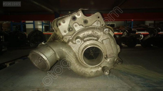 AUDI Q7 2008 2012 TURBO 059145874C