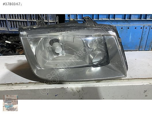 Volkswagen bora sağ ön far çıkma