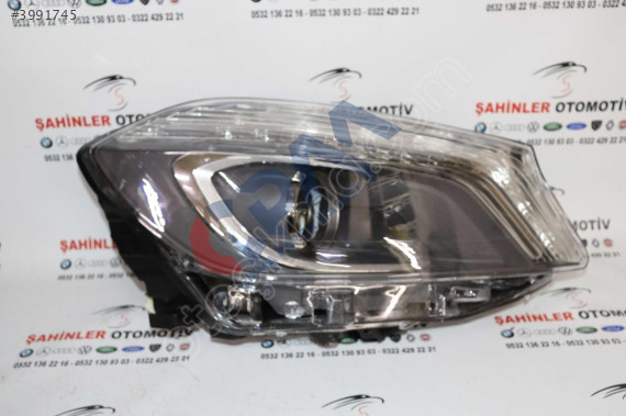 MERCEDES A SERİSİ W176 A176 SAĞ ÖN FAR