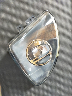 BMW 5 F10 SAĞ SİS FARI ORJİNAL SIFIR 89211390