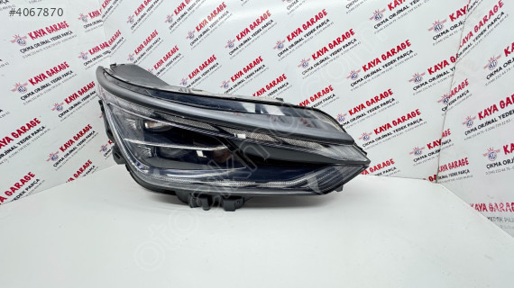 KİA EVO 6 SAĞ FAR EN YENİ ORJİNAL ÇIKMA