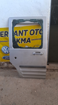 Ford Connet sağ sürgülü kapı hatasız