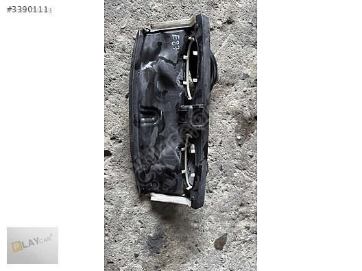 BMW E87/E90/92/93 BAKALİT ISITICI KAPATMA PANELİ 64316979758
