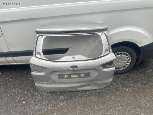 Ford ecosport bagaj kapağı