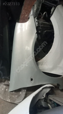 renault clio hecbek sağ ön çamurluk