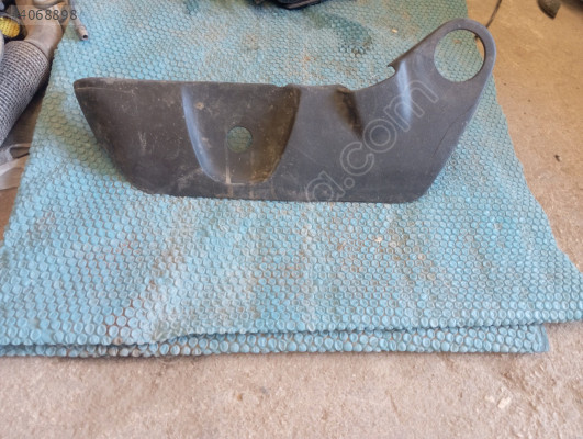 WW T7.Ön koltuk kapağı 7H5881317
