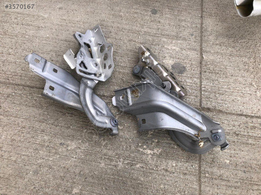 MERCEDES C SERİSİ W206 SAĞ-SOL KAPUT MENTEŞESİ 206880390164 SO