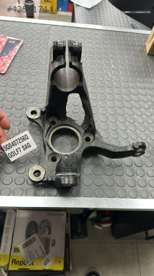 GOLF A3 LEON T-CROSS T-ROC Q2 SAĞ TAŞIYICI 5Q0407256