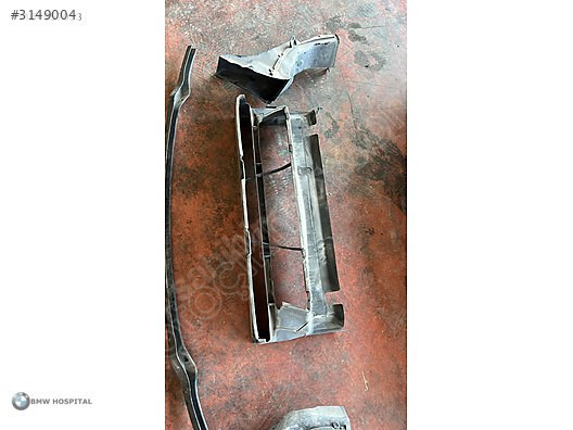 BMW F30 3 SERİSİ ALT MASKE ÇIKMA (ORJİNAL)