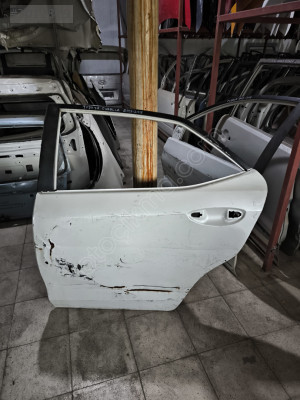 TOYOTA COROLLA SOL ARKA KAPI 2013-2018 ÇIKMA PARÇA ORJİNAL