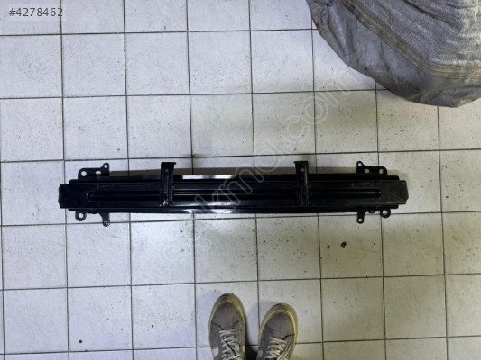 Skoda Fabia Ön Tampon Demiri 2007-2014 5J0807109B