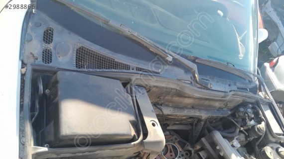 Bmw e34 kasa 5.20 camonu izgara yedek parça