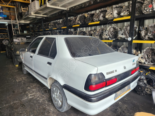 RENAULT 19 EUROPA ORJİNAL ÇIKMA SOL ÖN KAPI KOMPLE