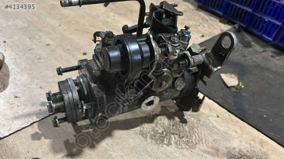 Peugeot Patner 1.9 mazot pompası