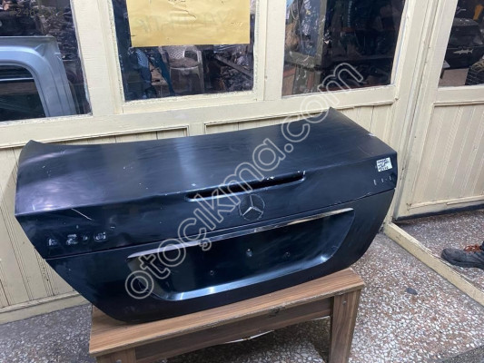 MERCEDES E SERİSİ BAGAJ DÖŞEMESİ ORJİNAL ÇIKMA