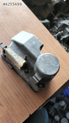 1985 85 MERCEDES 300SD 0008000548