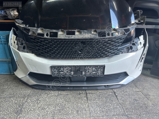 PEUGEOT 3008 ön tampon dolu
